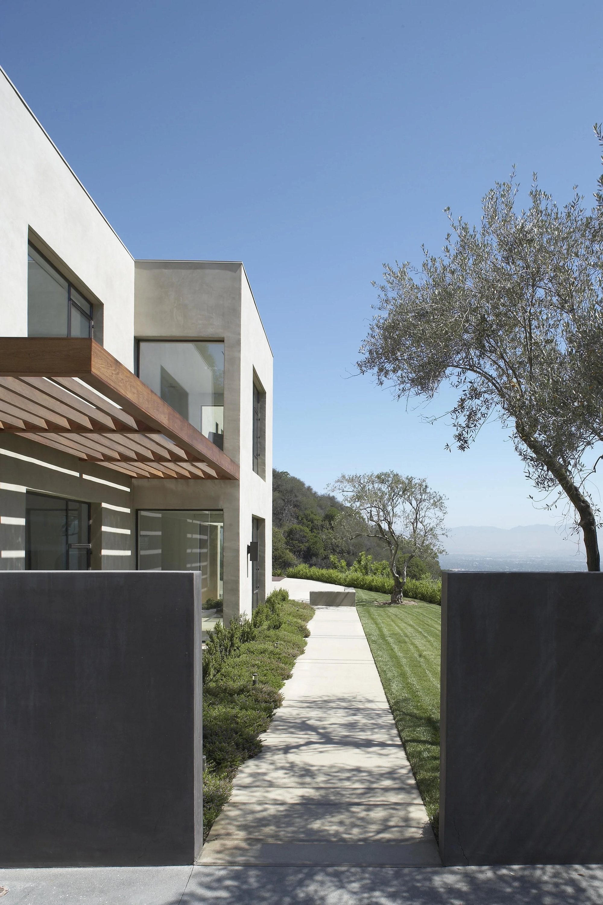 Mulholland interior by thinkpure, Beverly Hills, CA, view 10